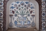 Gemalte Blumenmotive schmücken die Wände - Itimad-ud-Daula