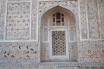 Kunstvolle Pietra dura-Arbeiten am Taj Mahal