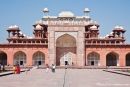Eingang zu Akbars Mausoleum