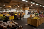Blick in einen neuen indischen Supermarkt