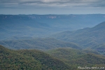 Ausblick vom Eagle Hwak Lookout - Der blaue Dunst stammt von den unzähligen Eukalyptusbäumen und gibt den Bergen seinen Namen