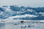 Riesige Eisberge stauen sich, bevor sie in die Diskobucht treiben - Ilulissat