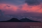 Ein spektakulärer Sonnenuntergang am Anak Krakatau