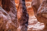 Gewundene Felsenschlucht Siq al-Mudlem