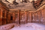 Bunter Saal, Petra