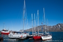 Segelschiffe im Hafen von Longyearbyen
