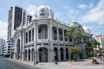 Wunderschöne Bauwerke säumen die Promenadenstraße von Guayaquil