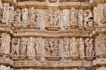 Detailreiche Verzierung der Tempel - Khajuraho