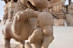 Prächtige Sandsteinfigur - Khajuraho