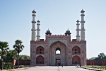 Das kostbare Hauptportal des Tomb of Akbar the Great Mausoleum (Akbar Mausoleum)