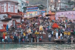 Religiöse Zeremonien am Hari-ki-Pauri-Ghat, Haridwar