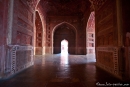 In der Moschee am Taj Mahal, Agra