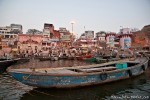 Das Dasashwamedh Ghat vom Boot aus - Varanasi